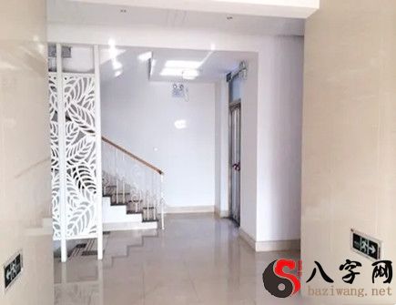 Door to Staircase Feng Shui Effects