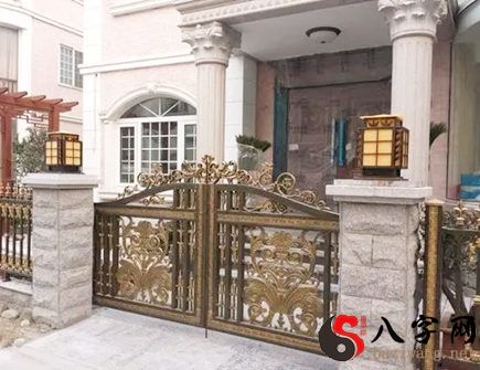The best direction for villa doors