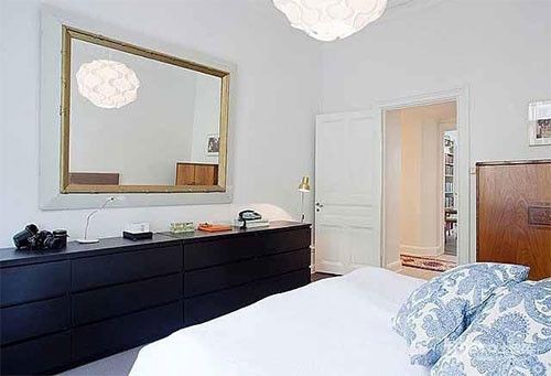 What is the feng shui layout of the bedroom