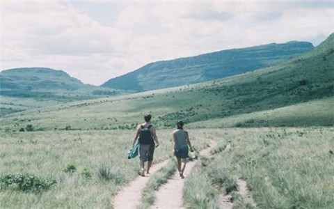 Capricorn and Sagittarius Zodiac Sign Compatibility Index