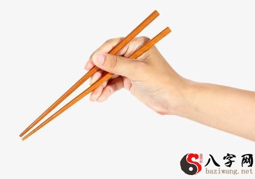 I dreamt that a lot of chopsticks hit me