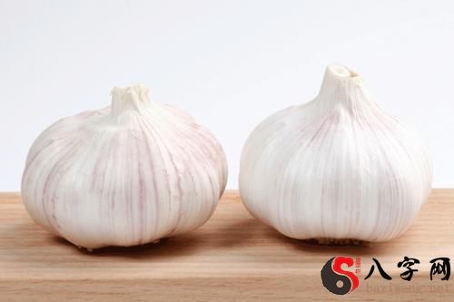 Dreaming of a field full of garlic