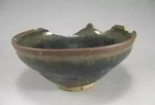 Dreaming of giving bowls to the dead