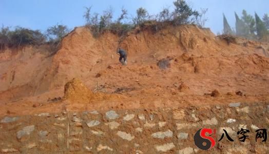 Dreaming of the destruction of ancestral graves