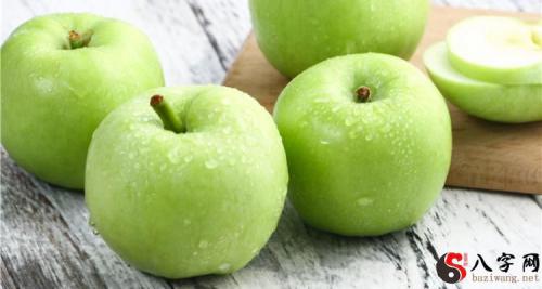 Dreaming of eating green apples