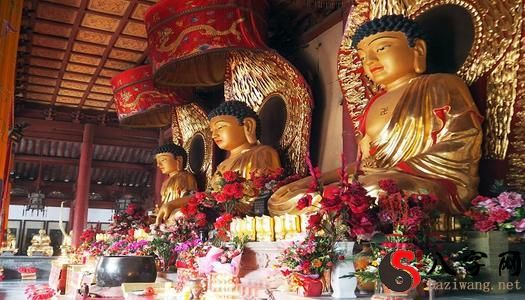 Dreaming of Buddha Hall and Statue
