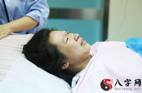 Dreaming of a coworker having a miscarriage