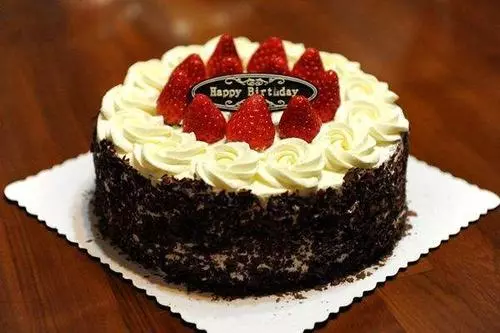 Dreaming of ordering a birthday cake
