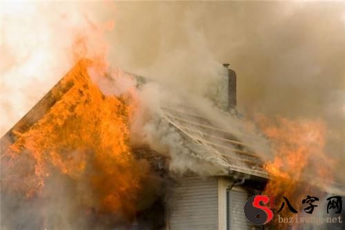 Dreaming of a fire on the roof