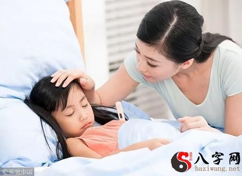 Dreaming of fever and sickness with injections