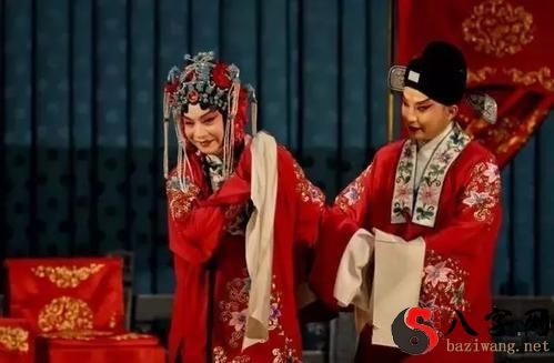 Dreaming of singing Peking Opera