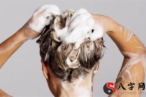 Dreaming of washing your hair in dirty water