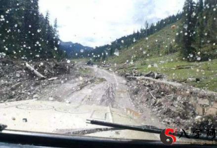 Dreaming of driving on a difficult road