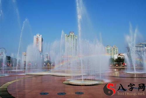 Dreaming of a fountain rainbow