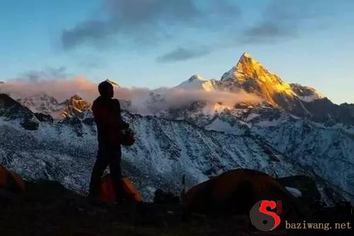 Dreaming of climbing a mountain