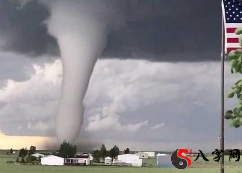 Dreaming of a tornado that keeps blowing