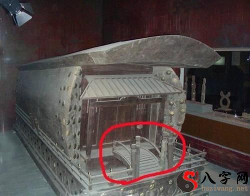Dreaming of an ancient tomb coffin