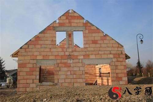 Dreaming of building a house