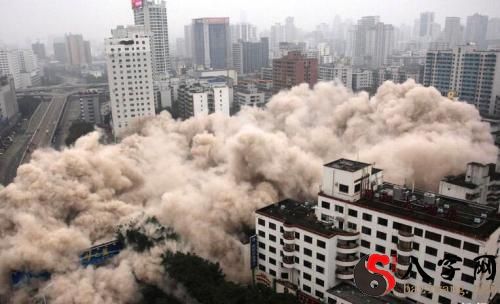 Dreaming of building demolition