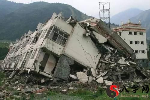 Dreaming of a house being destroyed