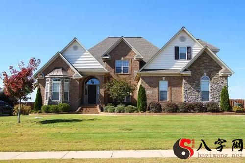 Dreaming of buying a big house