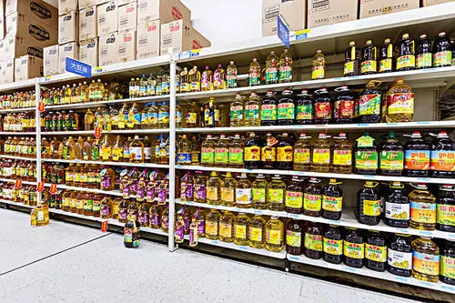 Dreaming of shopping at the supermarket