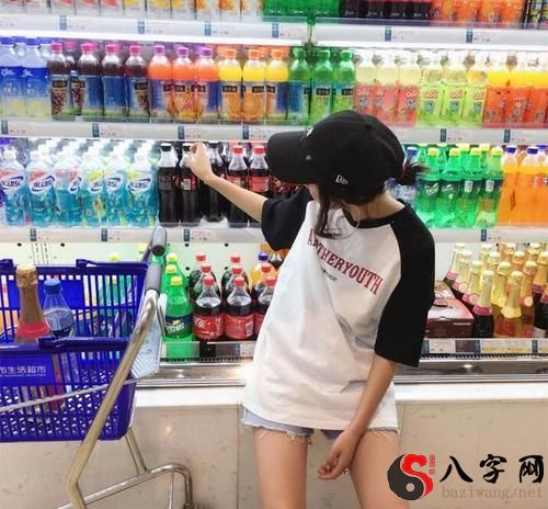 Dreaming of shopping in a supermarket