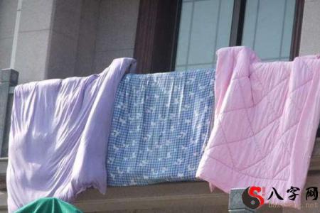 Dreaming of rain on a tanning quilt