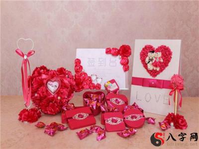 Dreaming of distributing wedding candies