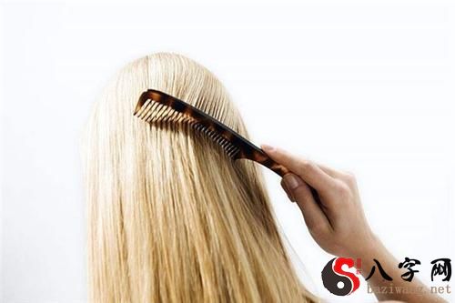 Dreaming of combing hair