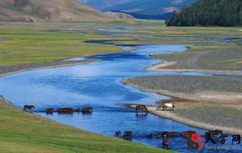 Pregnant women dreaming of rivers